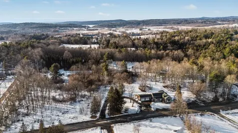 505 Middle Road Colchester VT 05446