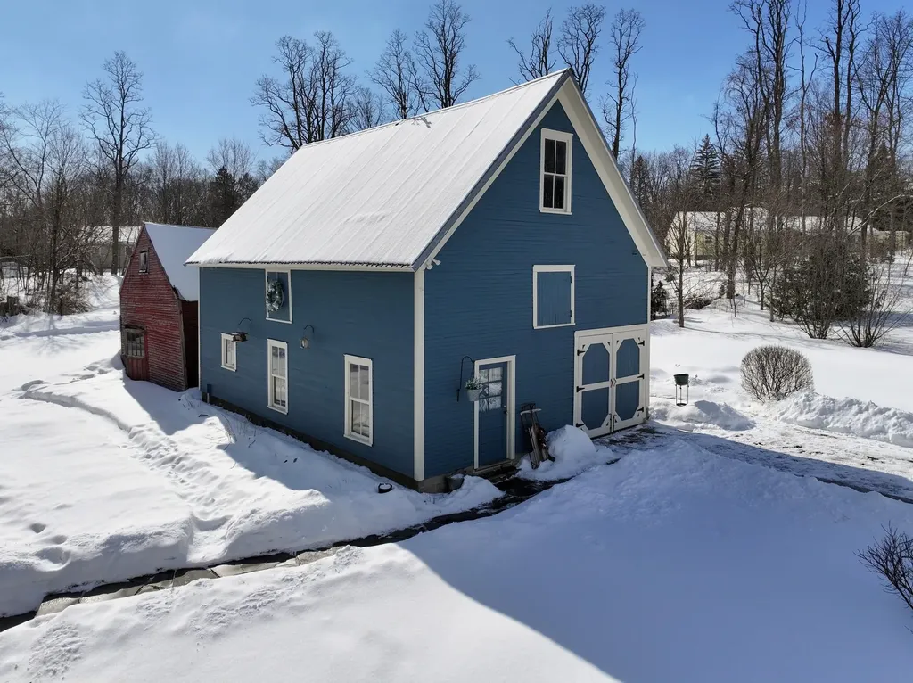 371 Weybridge Street Middlebury VT 05753