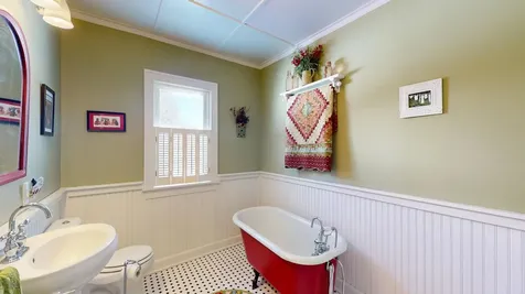 371 Weybridge Street Middlebury VT 05753