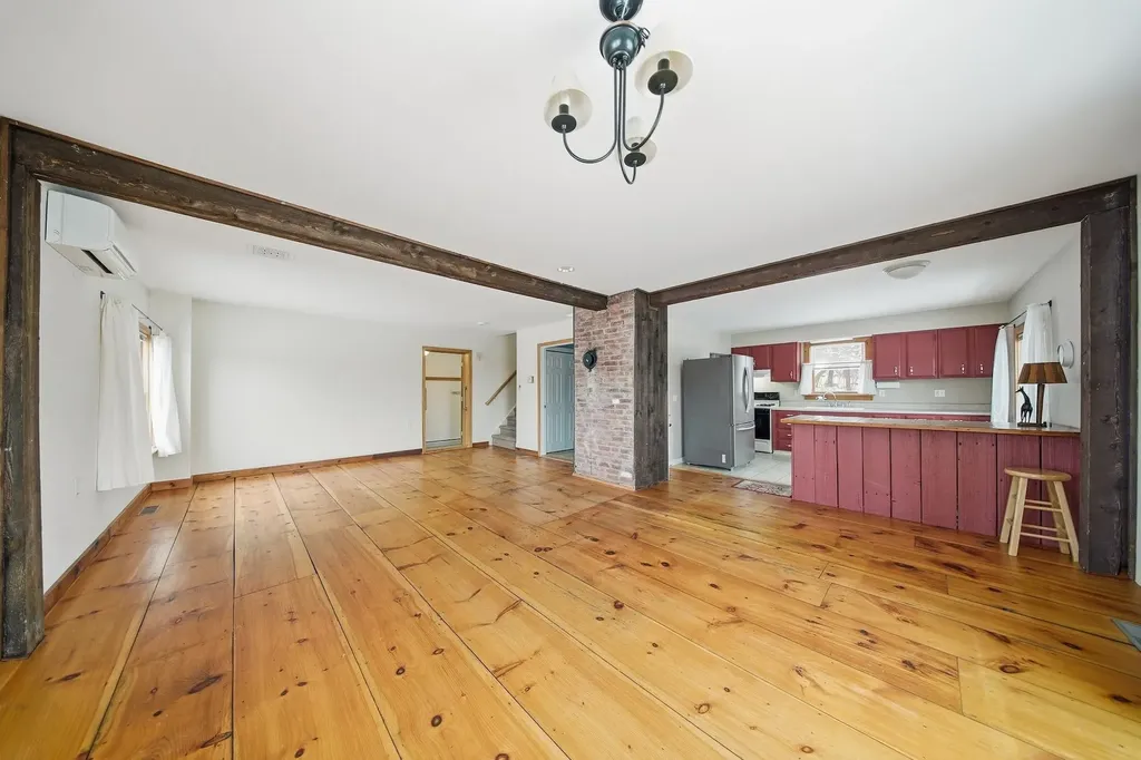 99 Pond Road Hinesburg VT 05461