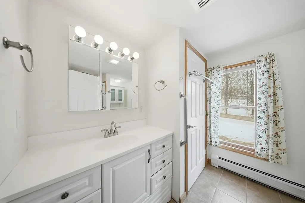 99 Pond Road Hinesburg VT 05461
