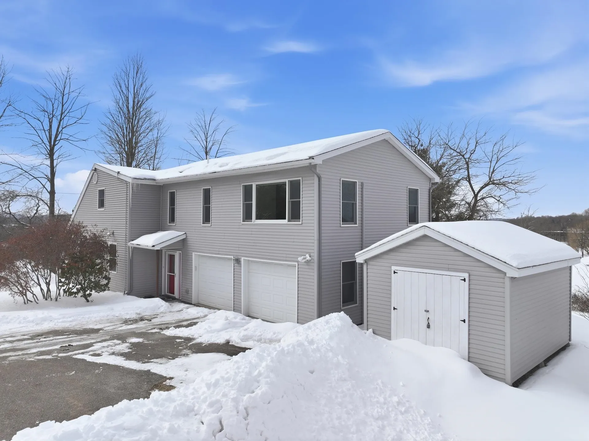 Hinesburg VT, 99 Pond Road