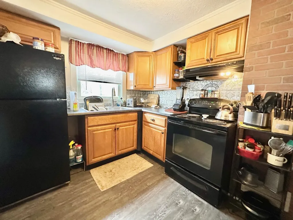 62 Harold Street Manchester NH 03104