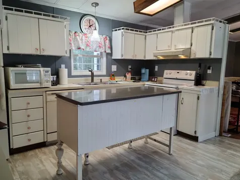 7 Bayberry Lane Wolfeboro NH 03894