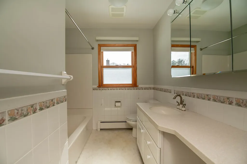 122 Marsett Road Shelburne VT 05482