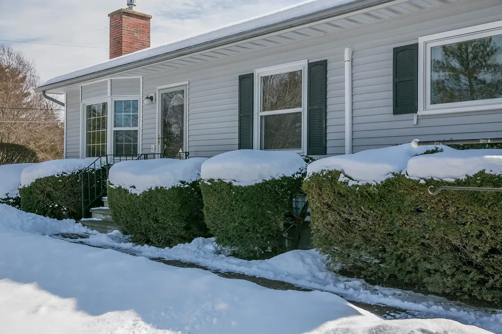122 Marsett Road Shelburne VT 05482