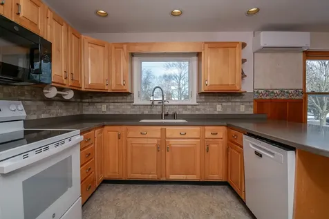 122 Marsett Road Shelburne VT 05482