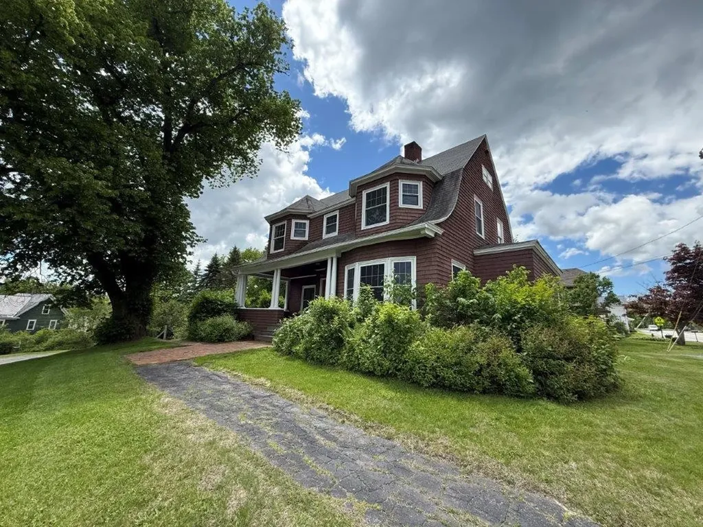 278 Us Route 4 Enfield NH 03748