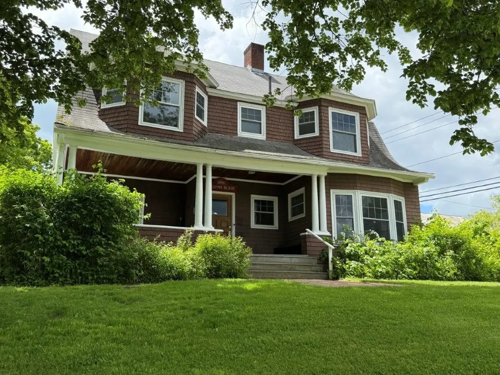 278 Us Route 4 Enfield NH 03748