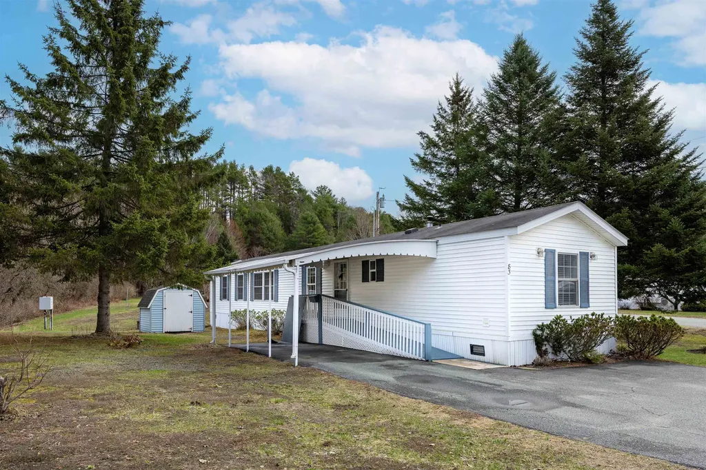 83 Bluebird Lane Lyndon VT 05851