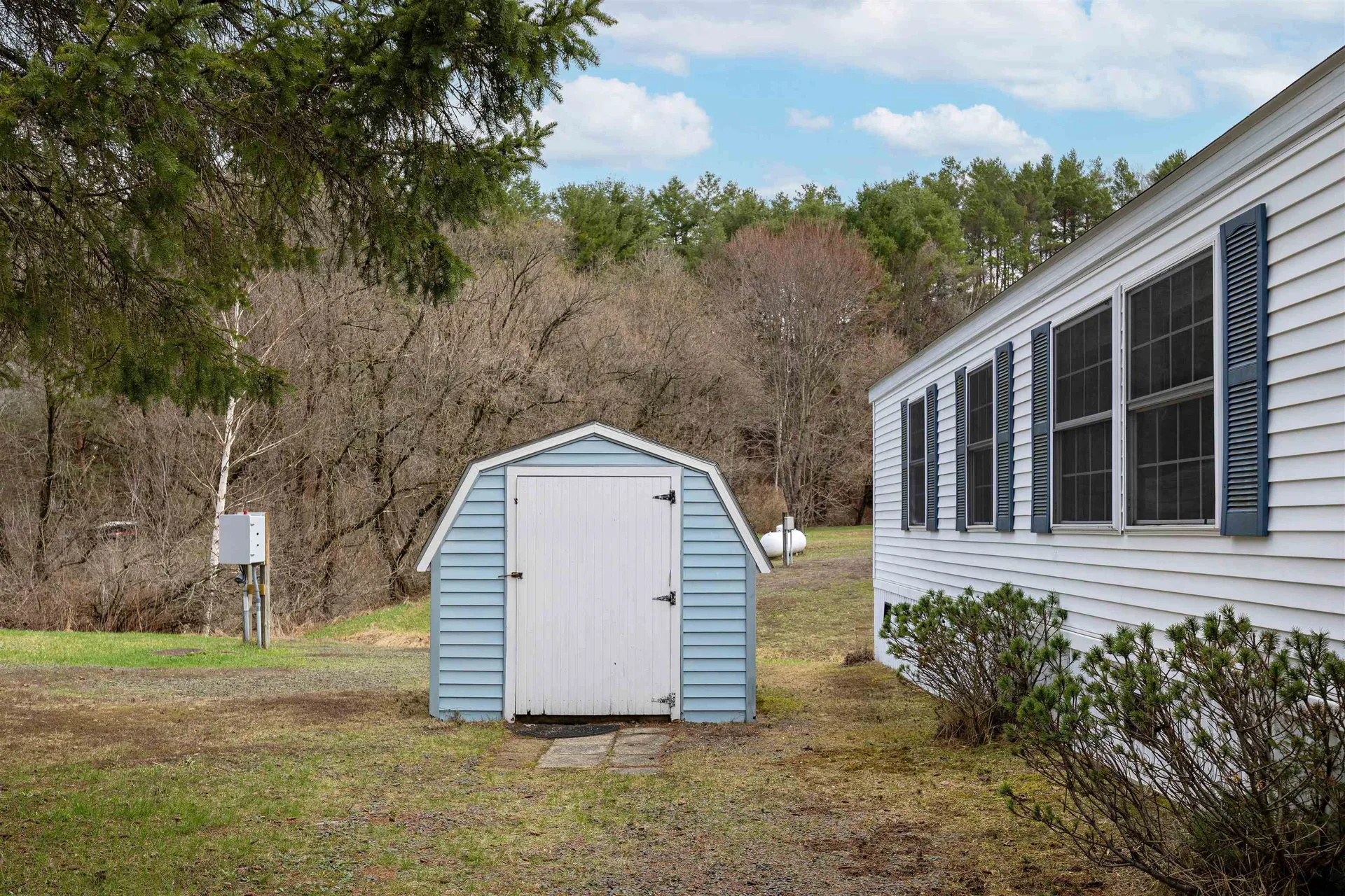 83 Bluebird Lane Lyndon VT 05851