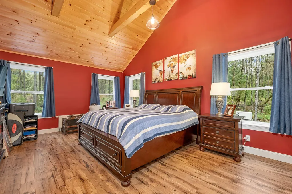 29 Reservoir Heights Road Plymouth NH 03264