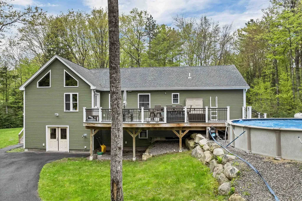 29 Reservoir Heights Road Plymouth NH 03264