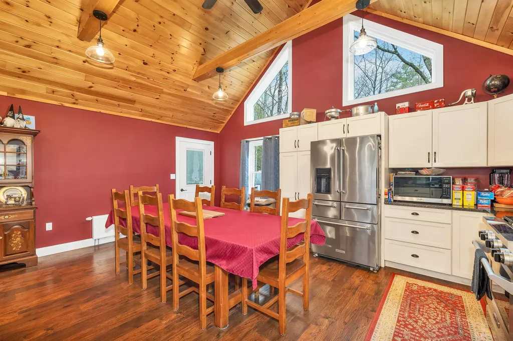 29 Reservoir Heights Road Plymouth NH 03264