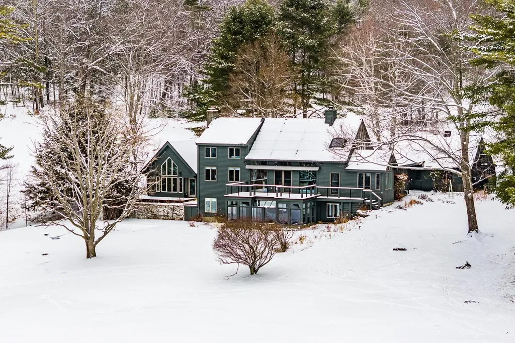 8 Parade Ground Road Hanover NH 03750