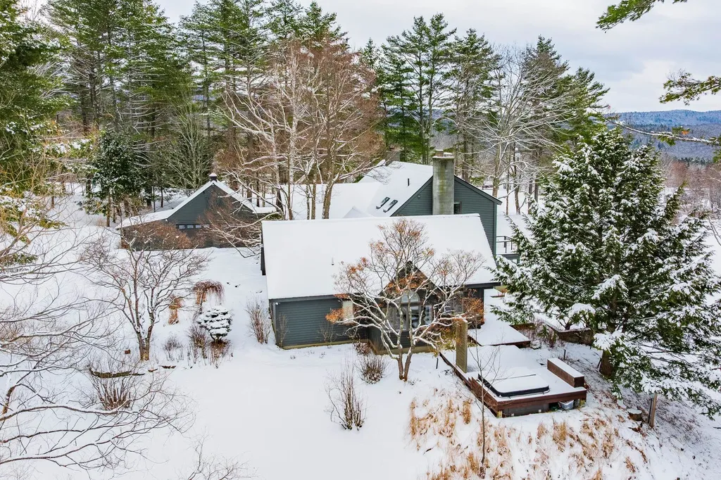 8 Parade Ground Road Hanover NH 03750