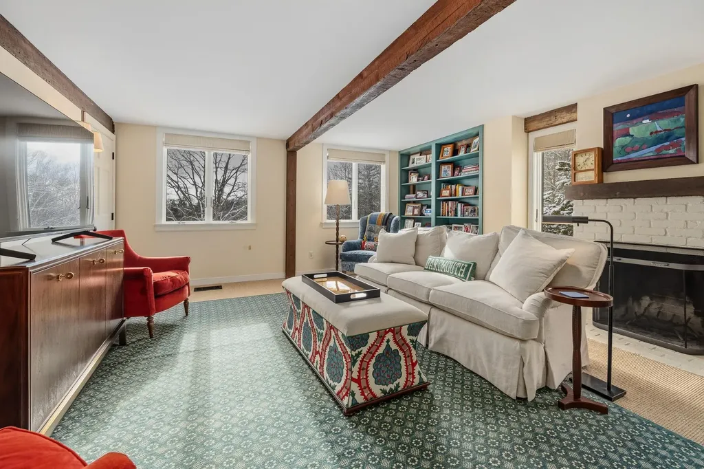 8 Parade Ground Road Hanover NH 03750