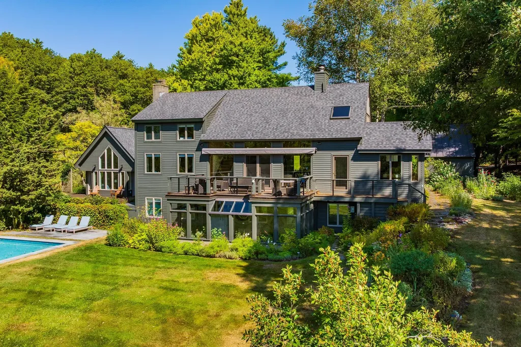 8 Parade Ground Road Hanover NH 03750