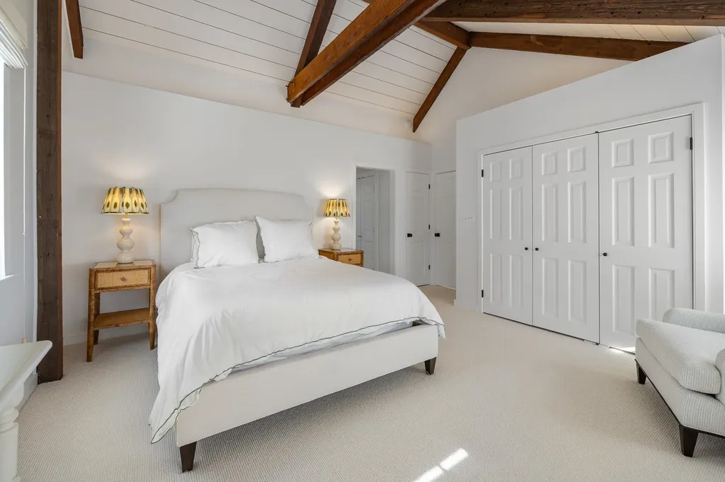 8 Parade Ground Road Hanover NH 03750