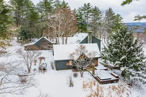 8 Parade Ground Road Hanover NH 03750