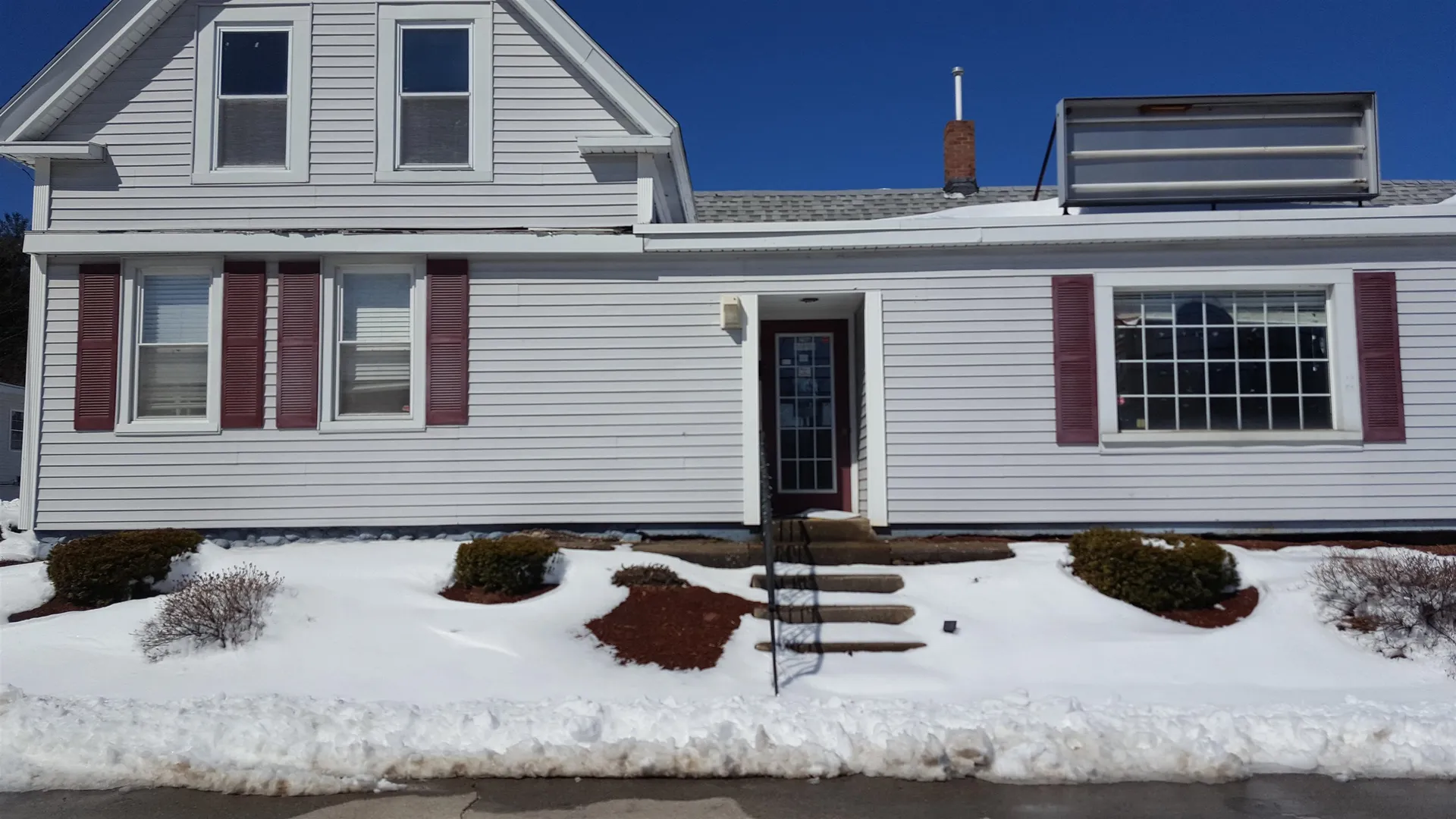 216 Central Street Hudson NH 03051