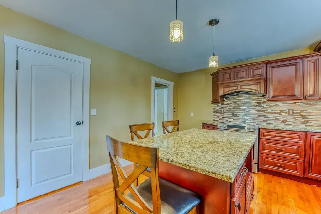 166 Bethlehem Road Littleton NH 03561