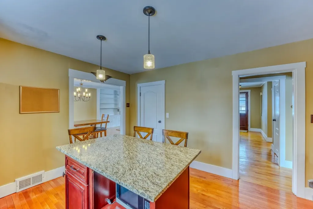 166 Bethlehem Road Littleton NH 03561