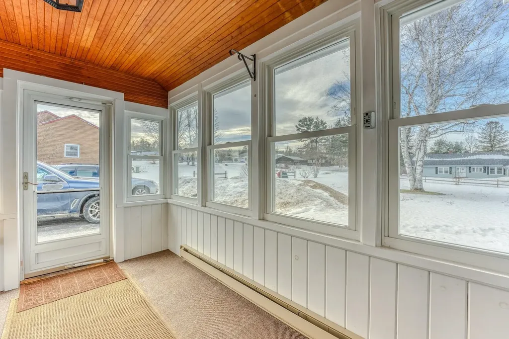 166 Bethlehem Road Littleton NH 03561