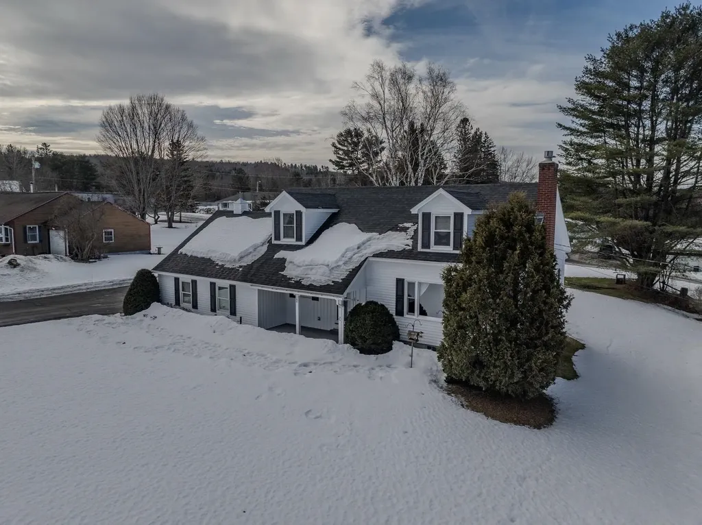 166 Bethlehem Road Littleton NH 03561