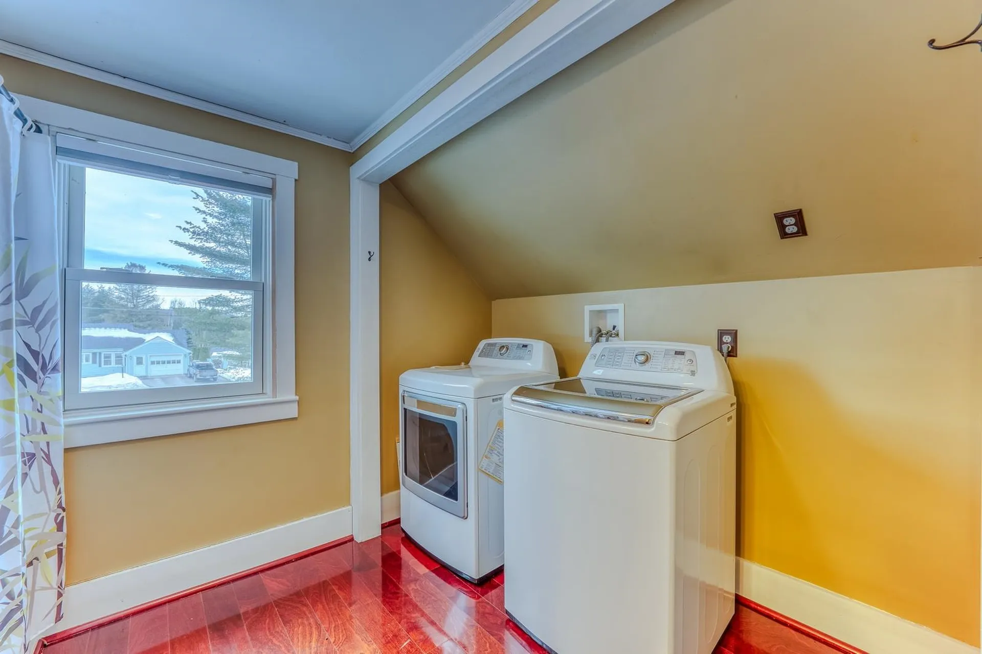 166 Bethlehem Road Littleton NH 03561