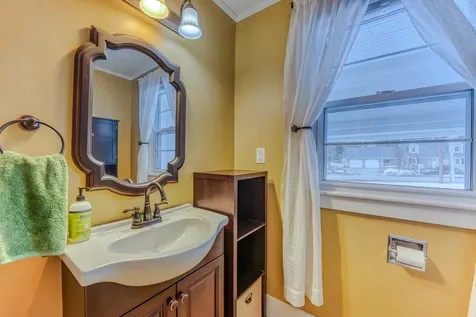 166 Bethlehem Road Littleton NH 03561