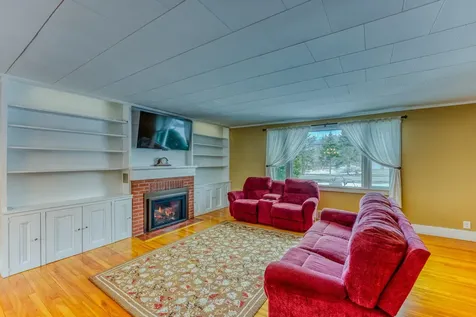 166 Bethlehem Road Littleton NH 03561