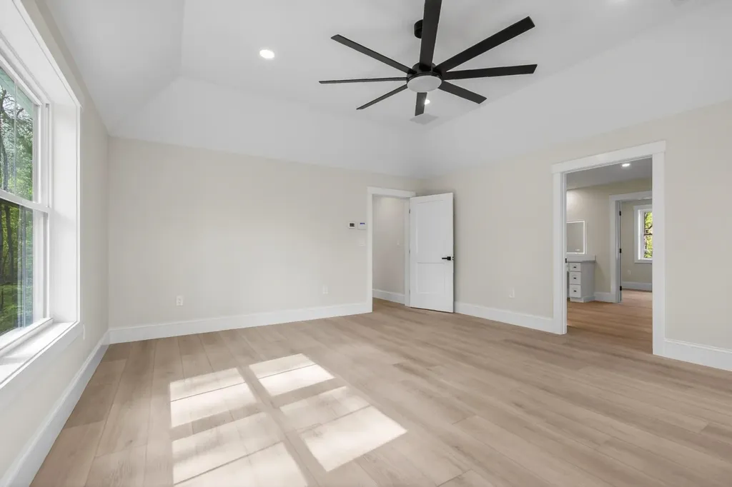 5 Highland Avenue Salem NH 03079