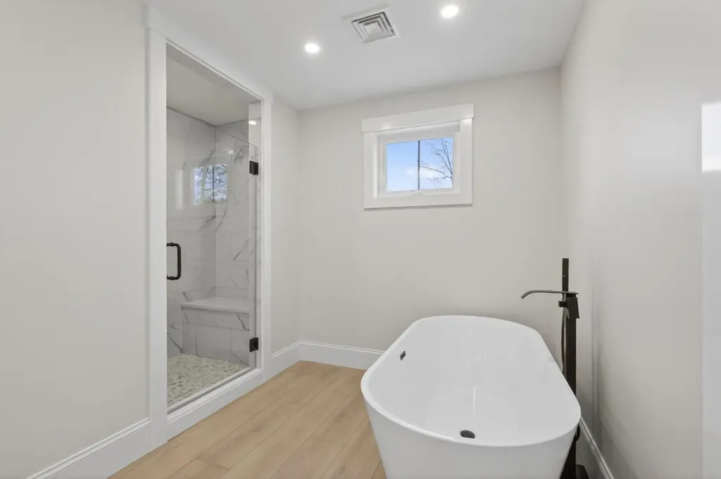5 Highland Avenue Salem NH 03079