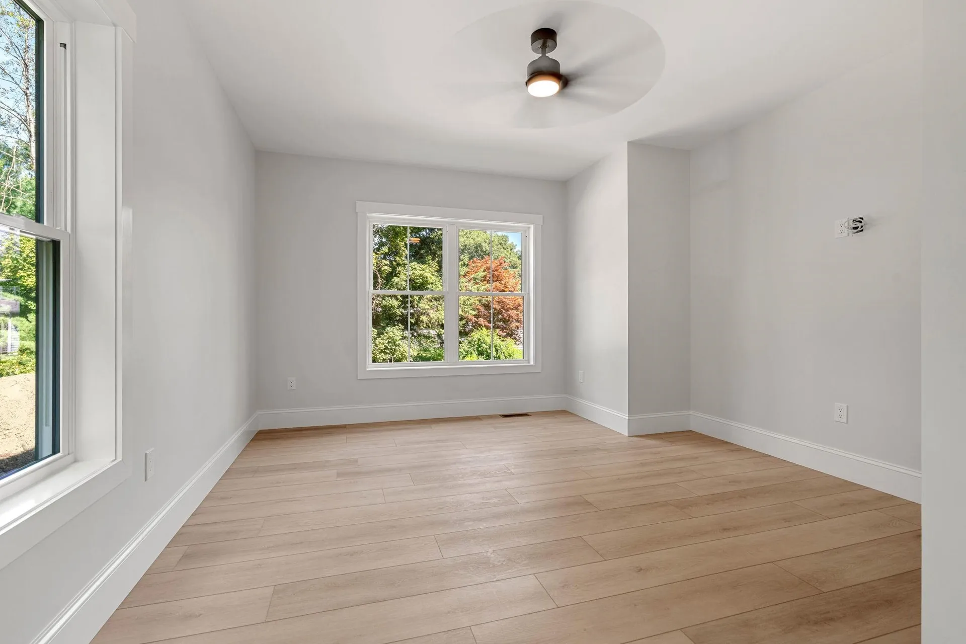 5 Highland Avenue Salem NH 03079