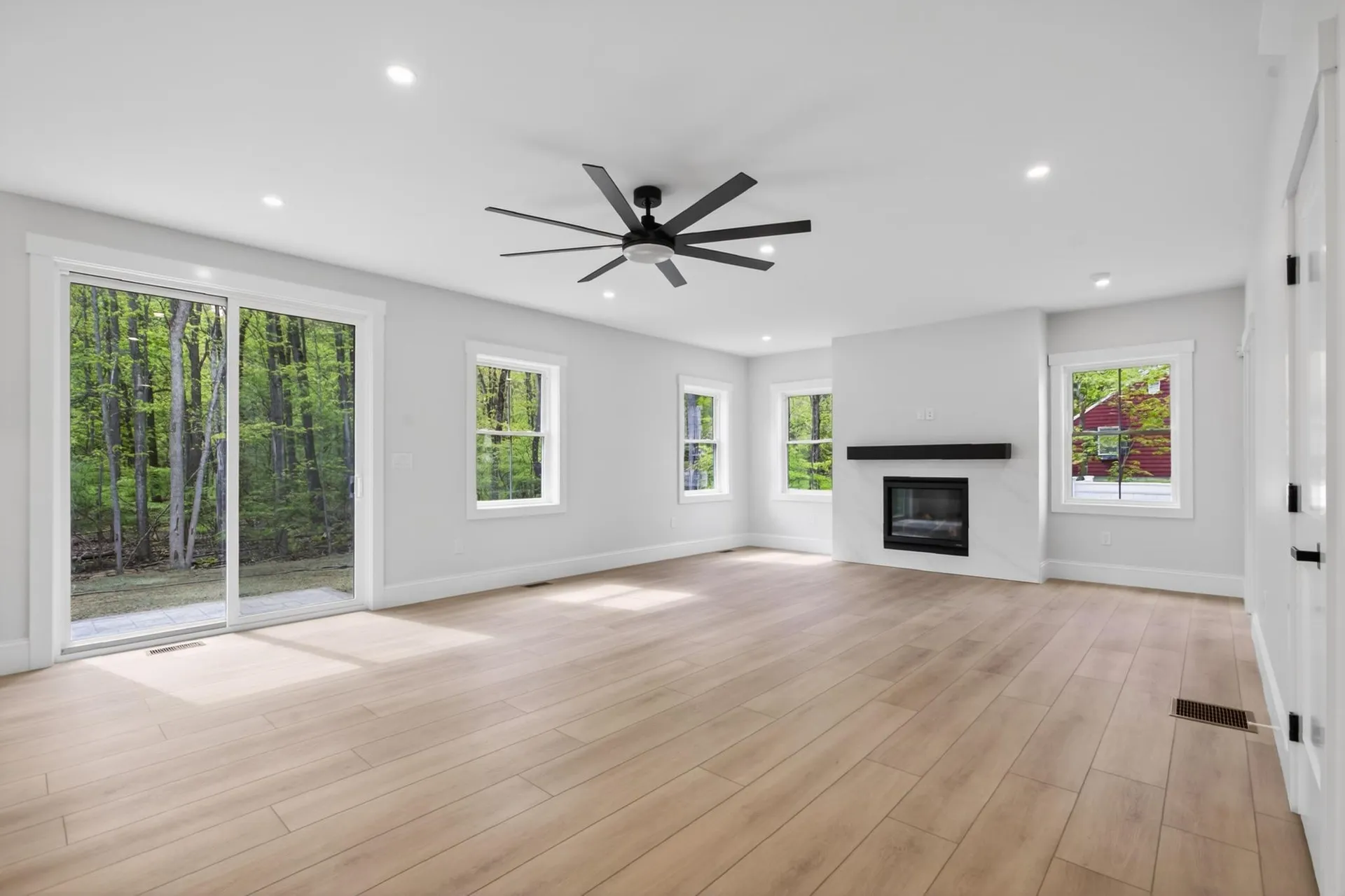 5 Highland Avenue Salem NH 03079