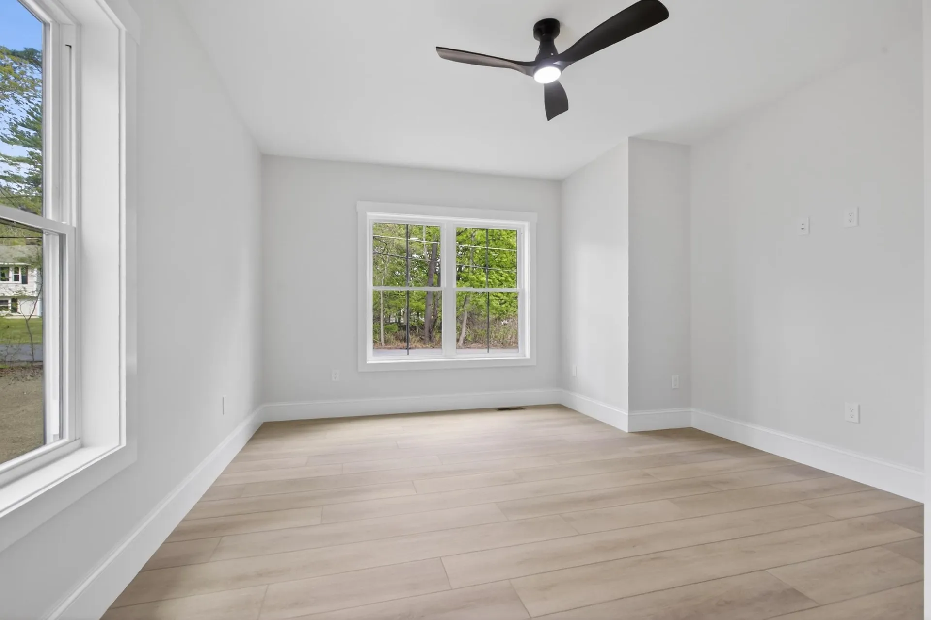 5 Highland Avenue Salem NH 03079
