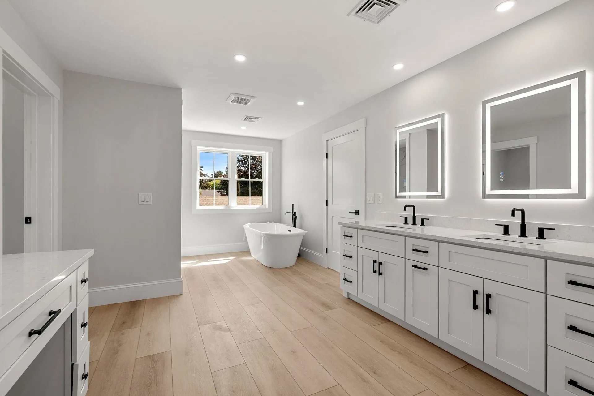 5 Highland Avenue Salem NH 03079