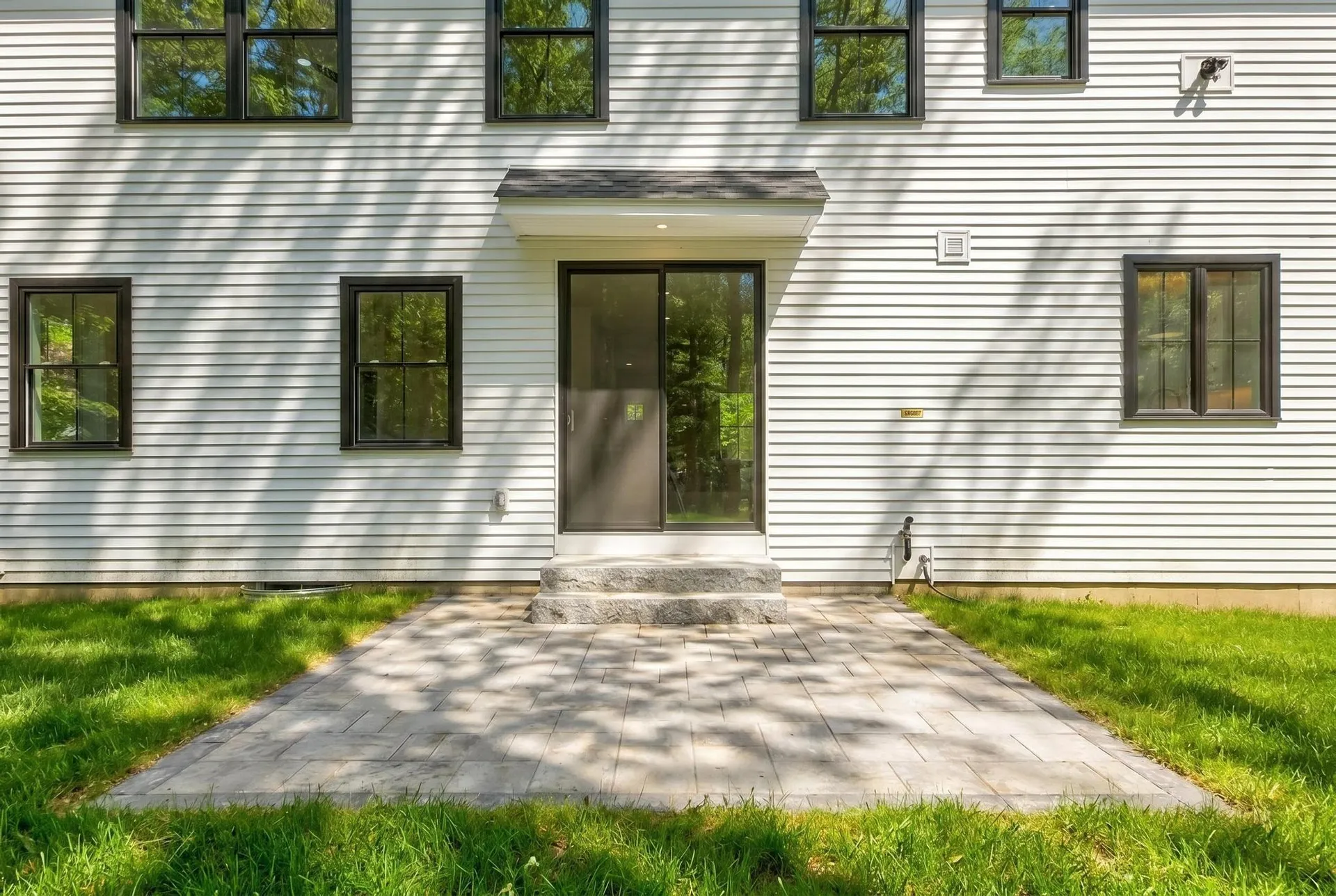 5 Highland Avenue Salem NH 03079