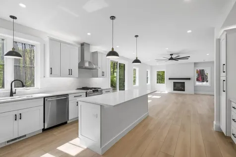 5 Highland Avenue Salem NH 03079