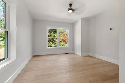 5 Highland Avenue Salem NH 03079
