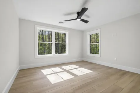 5 Highland Avenue Salem NH 03079