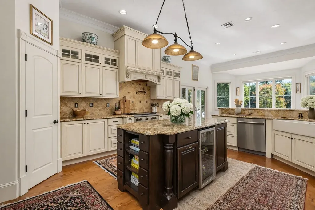 7 Fancy Hill Madbury NH 03823