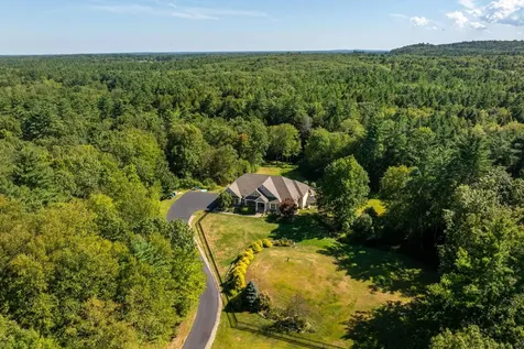 7 Fancy Hill Madbury NH 03823