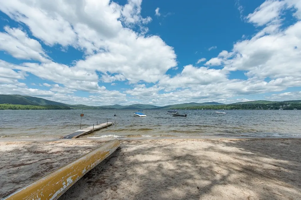 19 Arrowhead Point Road Bristol NH 03222