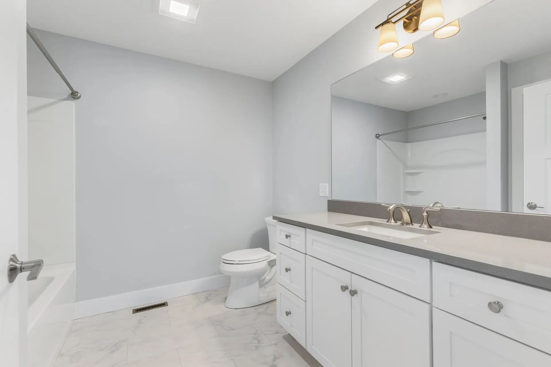 27 Mulberry Lane Epping NH 03042