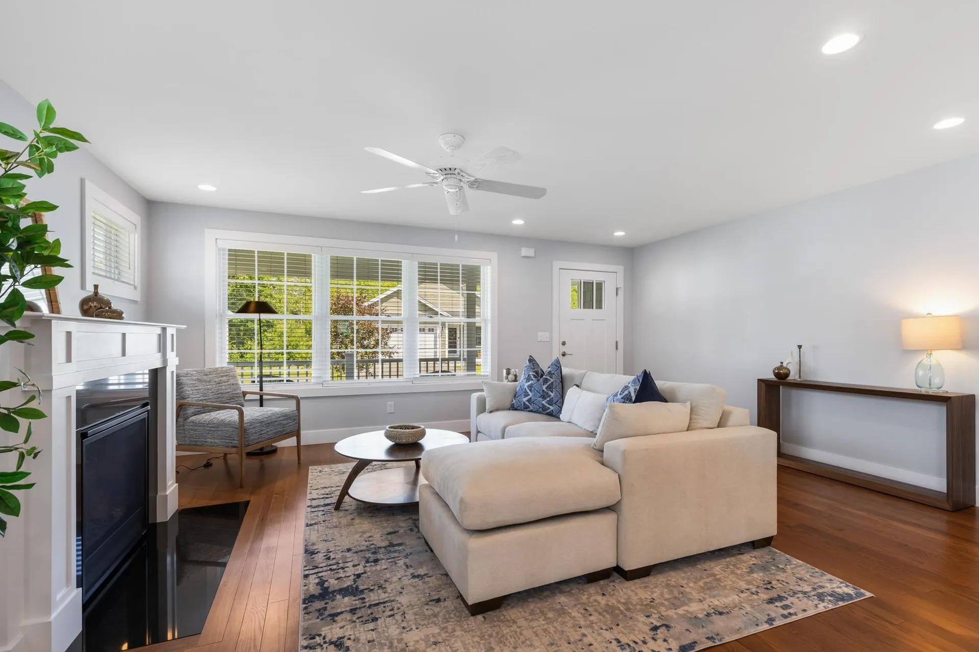 27 Mulberry Lane Epping NH 03042
