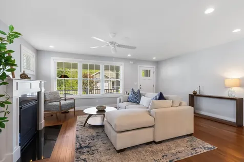 27 Mulberry Lane Epping NH 03042