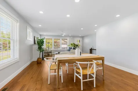 27 Mulberry Lane Epping NH 03042