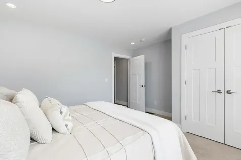 27 Mulberry Lane Epping NH 03042